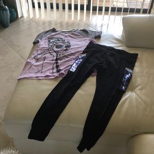 Matching casual outfit